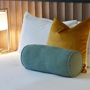 Premium Queen Room